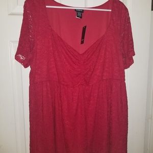 Red lace Torrid top